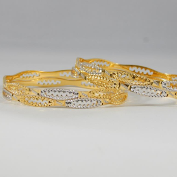 22KT Yellow Gold Astounding Shell Bangles For Wome...