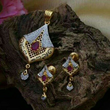 Attractive Ruby pendent set 916