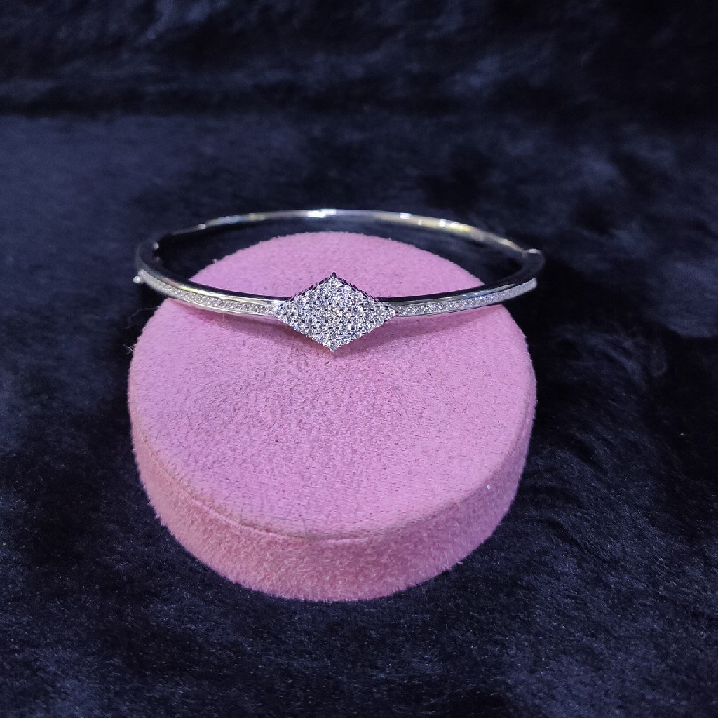 92.5 Sterling Silver Fancy Bracelet SLU-501