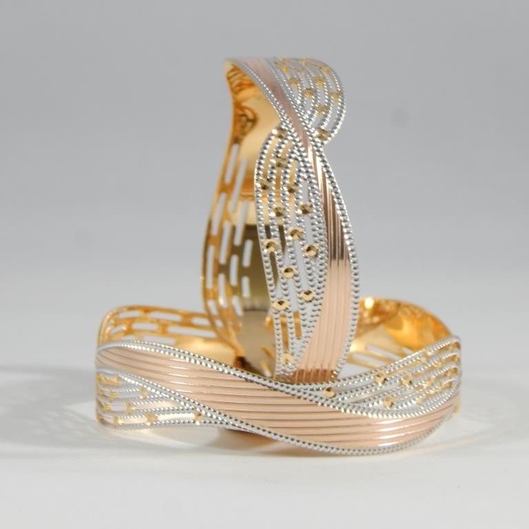 22KT Yellow Gold Jewellery  crossover Gold Bangles For Women