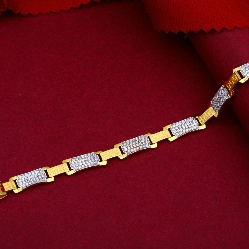 22KT Gold Student Wearing Bracelet For Men