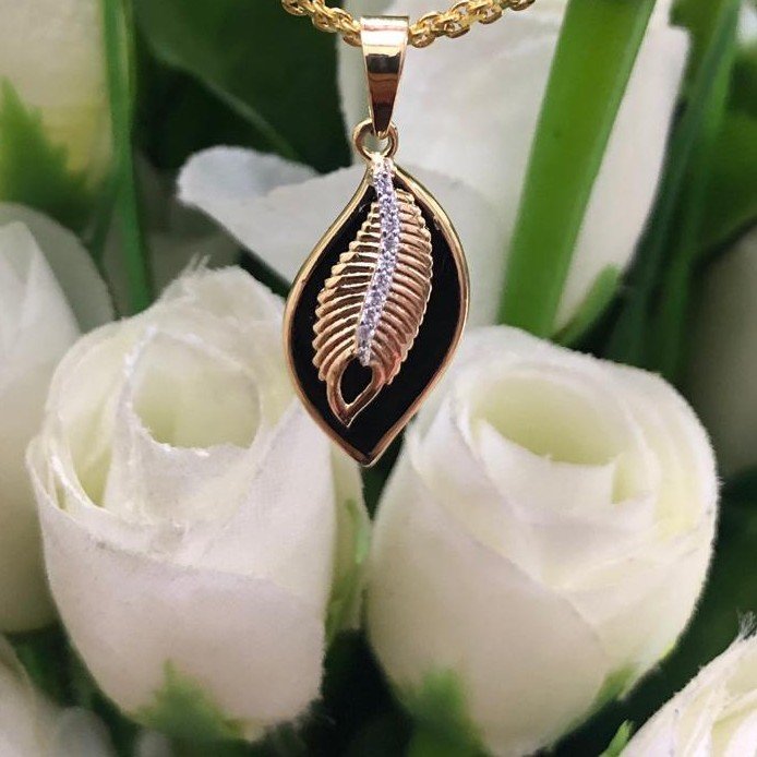 18k Gold Peacock Shape Pendent PJ006