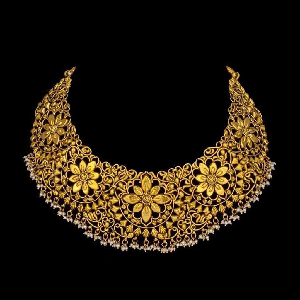 22KT Gold Choker Set With Culture Pearl Beads For Bride