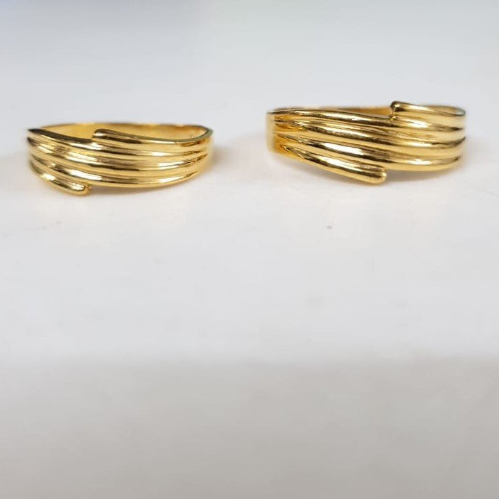 22KT Yellow Gold Antoine Couple Ring For Unisex