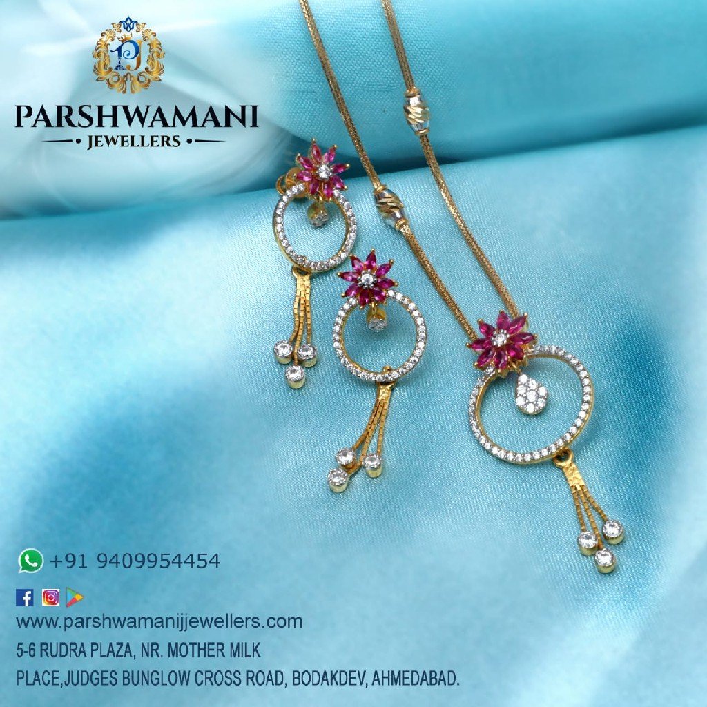 22 Kt Gold Round Shape cz & pink Choki Stone Fancy pendent set with Fancy chain for Women