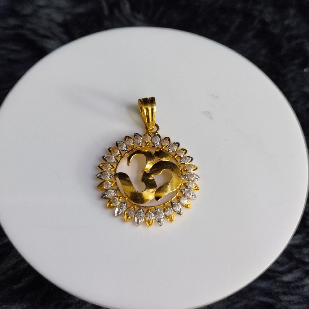 22KT/916 Yellow Gold Mridula Om Pendent  For Men