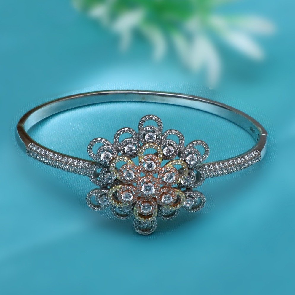 999 Silver Flower Designer Bracelet For Women PJ-B002