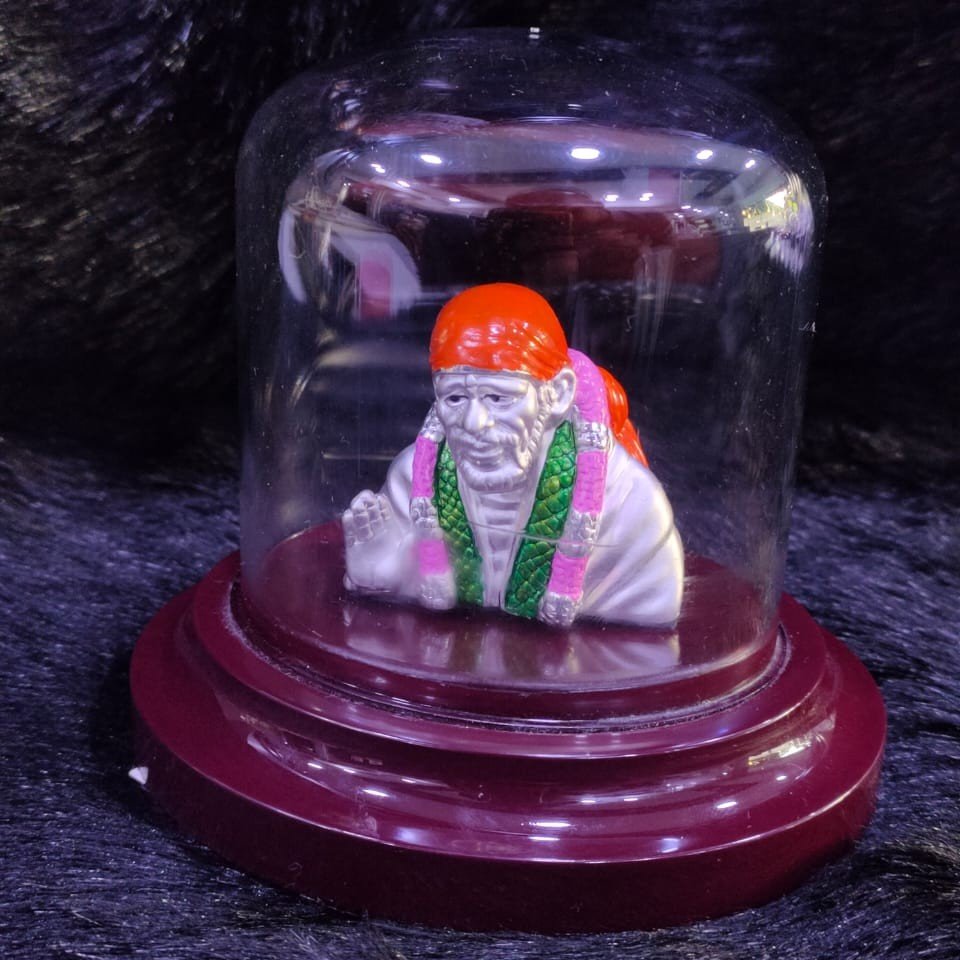 92.5 Sterling Silver Shirdi Sai Baba Statue with Beautiful Meenakari